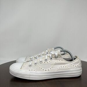 Converse All Star Shoes Women's Size 8 Off White Textile Low Top Lace Up Sneaker